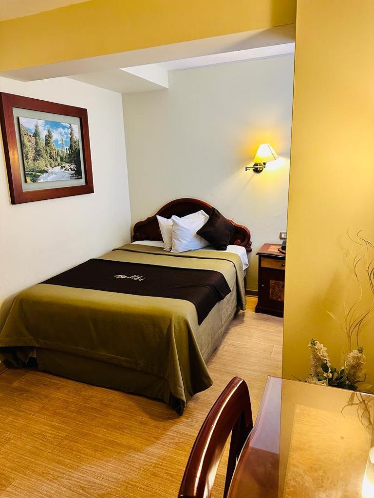 Hotel Continental Lima Buitenkant foto